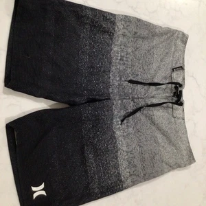 Hurley Boys Bathing Suit Size 20/30 Grey Black Stripes - Picture 1 of 2