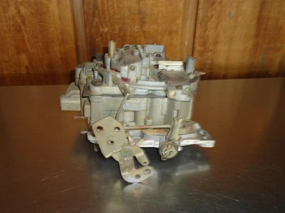 Carburador Rochester Quadrajet de 4 barriles 7040507 1970 Chevrolet Chevy Corvette Foto 1 de 4