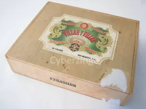 Caja de cigarros de madera vacía coleccionable de la pirámide de Villar & Villar Nicaragua 2002 - Imagen 1 de 8