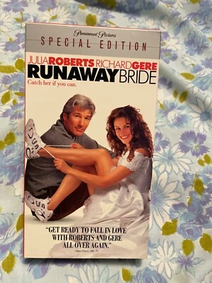 VHS Video Cassette Runaway Bride Julia Roberts Richard Gere Special Edition - Image 1 of 4