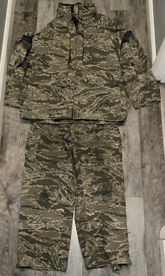 Military Gore-Tex ABU / Tiger Stripe Camouflage PARKA W/ HOOD & PANTS Med Reg - Image 1 of 3