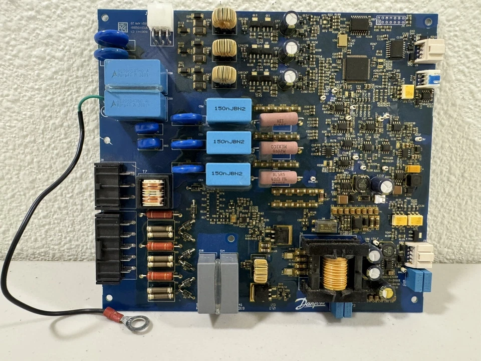 DANFOSS TURBOCOR  COMPRESSOR TT350. Softstart - Image 1 of 4