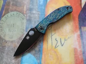Spyderco Tenacious, Black D2 Plain Blade, Blue Disarray Titanium Handle - Picture 1 of 9