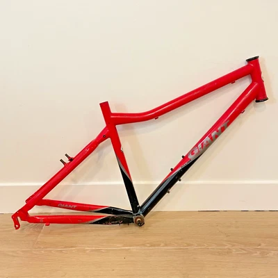 Giant Boulder MTB Bike Medium 18" Hardtail Chromoly Steel 26" - Image 1 of 4