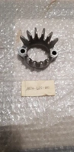 18231-425-000 NOS FLANGIA COLLETTORE DI SCARICO CON I SEMICOLLARI - Afbeelding 1 van 3
