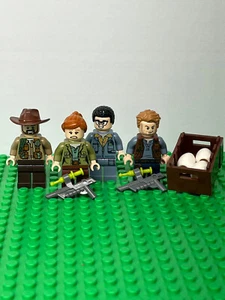 LEGO Jurassic World Claire Owen Sinjin Danny Minifigures Dinosaur Crate Eggs - Picture 1 of 1