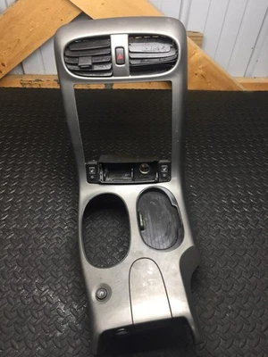 07 CHEVY CORVETTE C6 AT COMPLETE FRONT FLOOR CENTER CONSOLE READ #2 3670 - Image 1 of 4