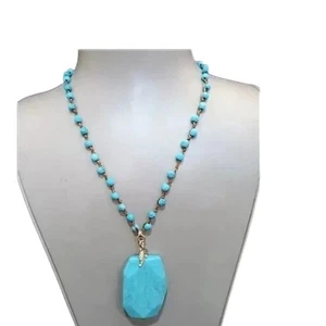 Collar llamativo de cristal con ala turquesa de lentejuelas para mujer nuevo con etiquetas precio de venta sugerido por el fabricante 98 USD - Imagen 1 de 4