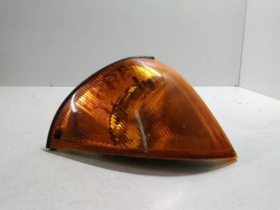 SUBARU JUSTY IV Clignotant Avant Droit 1.30 Petrol 51kw 2000 28402513 - Photo 1/4