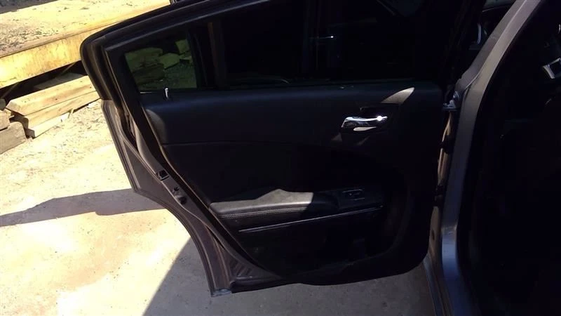 2013 Dodge Charger Driver Side Rear Inner Door Trim Panel Foto 1 de 4