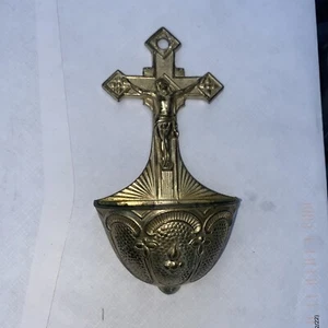 Vintage Jesus Christ Cross Silver Tone Holy Water Sacred Heart Font Wall Hanger - Bild 1 von 7