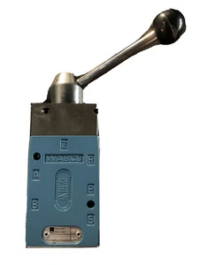 Wabco / Rexroth / Aventics Pneumatikventil 3631290000 - Bild 1 von 2