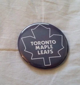 Toronto Maple Leafs Blue Background Logo Hockey Pinback Button 2.25" inch NHL - Picture 1 of 3