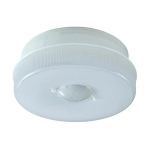 Defiant White 360° Motion Sensor Indoor/Outdoor LED Ceiling Light HC-3712-WH - Picture 1 of 9