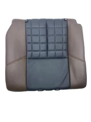 Cojín de asiento superior trasero izquierdo Nissan Titan XD 2016-2017 OEM | NEGRO Y MARRÓN Foto 1 de 4