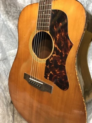 Guitarra acústica Gibson J-55 Sunburst con estuche rígido años 70 Foto 1 de 4