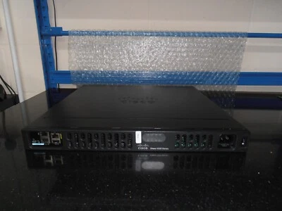 Cisco ISR4331 Router With ipbasek9 License - Image 1 of 4