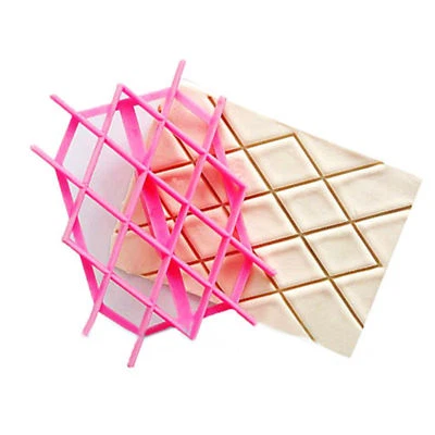 Diamond Cake Embosser Cutter Stencil Stamp Fondant Icing Cake Decoration Pastry - Image 1 of 4