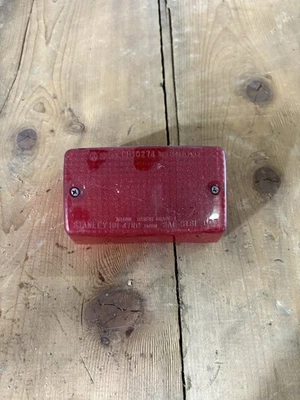 Lente traseira 84 Honda Magna 700 - Imagem 1 de 4