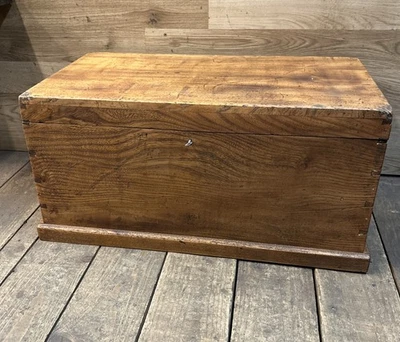 Vintage Carpenters Pine Tool Box - Image 1 of 4