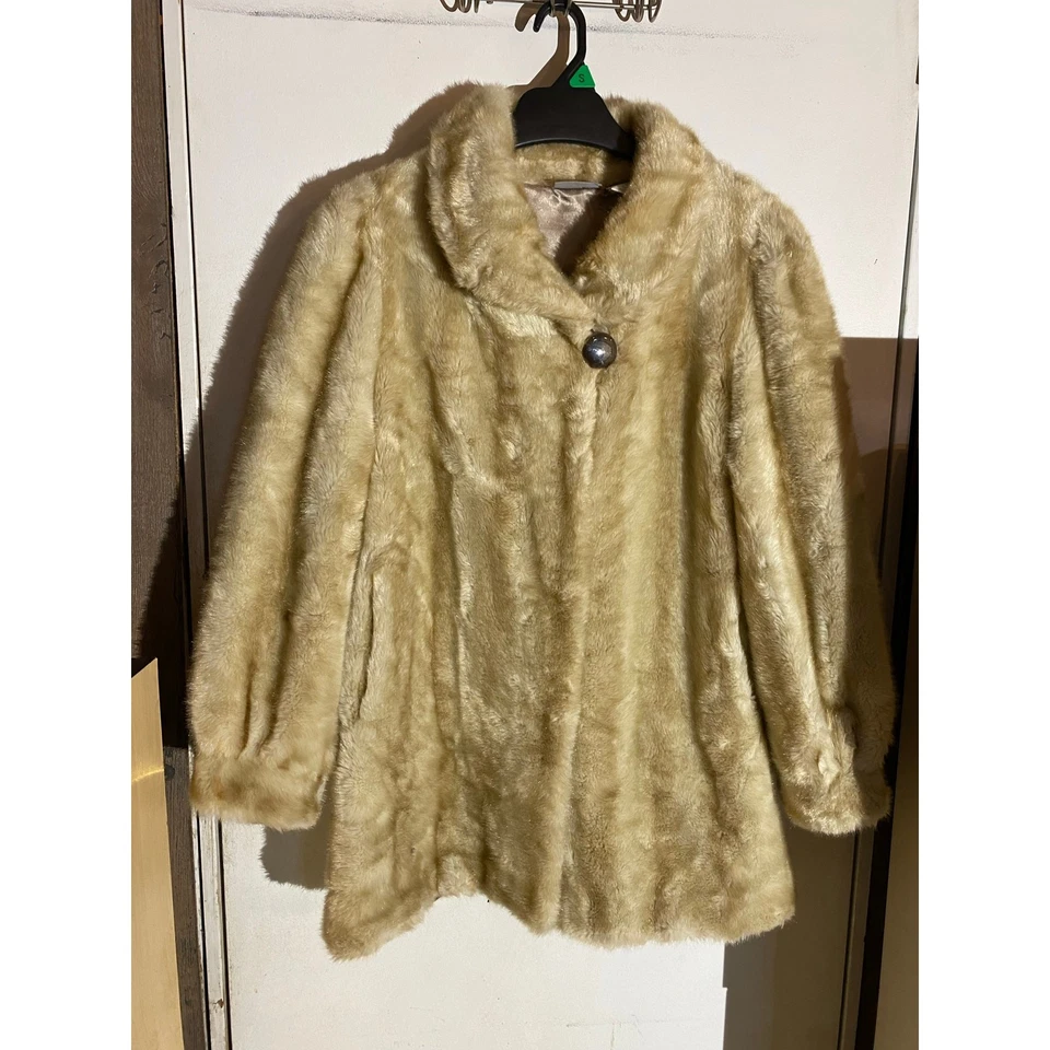 Vintage Blair Faux Fur Coat Large  - Image 1 of 4
