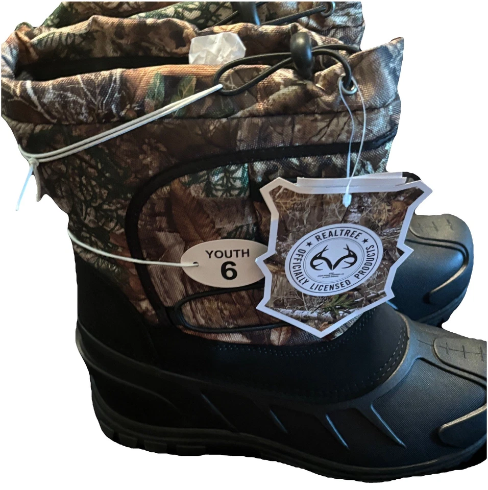 Kids Boots RealTree Camo Youth Size 6 Waterproof Hunting Boots - Image 1 of 4