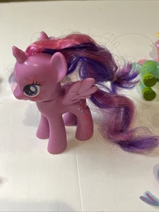 "Figura de 3"" My Little Pony". Usado. Lote de figuras surtidas Feathermay Plus - Imagen 1 de 9