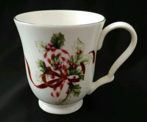 CHARTER CLUB GUIRNALDA DE INVIERNO TAZA DE CAFÉ BASTÓN DE CARAMELO ACEBO DE NAVIDAD - Imagen 1 de 3