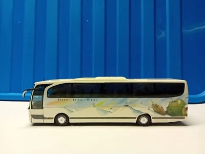 Autobus MINICHAMPS mercedes benz travego 1/43 - Immagine 1 di 4