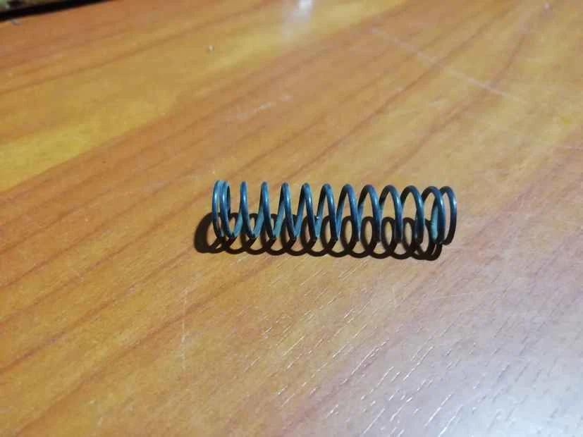 MOLLA PIASTRINA PRESELETTORE CAMBIO PIAGGIO VESPA PX T5 125 COSA RALLY SPRINT GT - Immagine 1 di 1