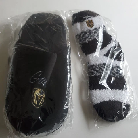 Mens L/XL Las Vegas Knights Game Day Black Slipper & Sock Set w/ Stations Logo Cover