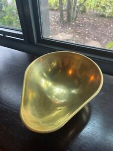 Brass  candy  Scale  Pan-excellant condition-8  1/2  x  6  3/4