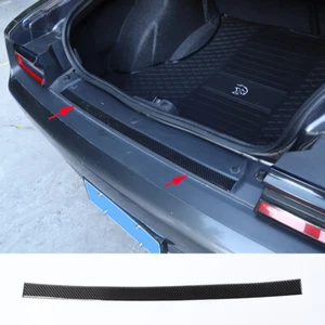 Protector del parachoques trasero de fibra de carbono Guarnecido de la placa de protección para Dodge Challenger 2015-22 - Imagen 1 de 9