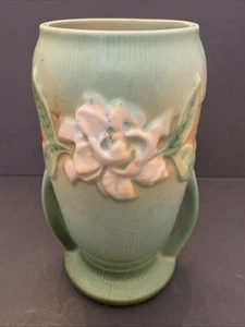 Vintage Roseville USA 683-8 Gardenia Double Handled 8” Vase! 8 - Picture 1 of 6