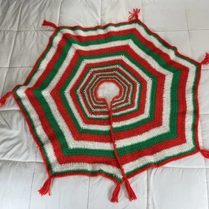 Vintage Handarbeit gehäkelt Weihnachtsbaum Rock rot grün weiß MCM 42" rund - Bild 1 von 7