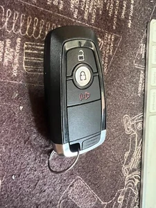 FORD ESCAPE SMART KEYLESS ENTRY REMOTE KEY FOB OEM 2020 - 2021 - Picture 1 of 2