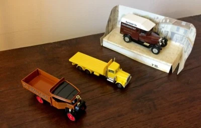 LOT 3 TRUCKS CORGI AND MATCHBOX 1/43 SCALE n/ BBR AMR MINICHAMPS DINKY  - Immagine 1 di 4