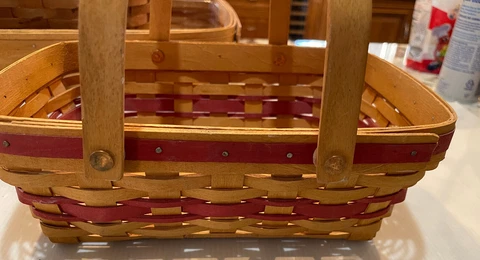 LONGABERGER RED BASKET WITH HANDLES 1996 Cover