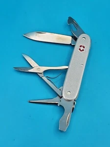 Victorinox Pioneer X Silver Alox 93mm Swiss Army Knife Multi Tool! NEW! - Picture 1 of 10