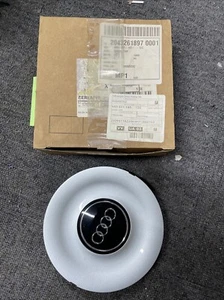 Original NEU - AUDI 80 8C B4 90 - Nabenkappe für Alufelge - 4A0601165 - Kasten 3 - Bild 1 von 3