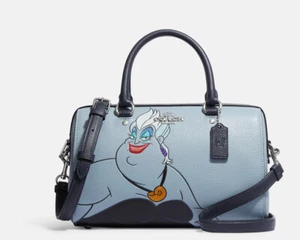 Coach Disney X Coach Rowan Schulranzen mit Ursula Motiv - silber/eisblau Multi - Bild 1 von 13