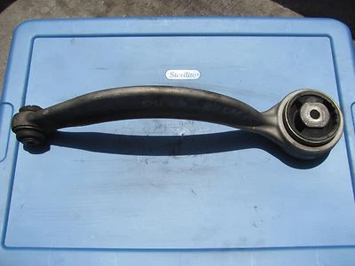 BRAZO DE CONTROL INFERIOR DELANTERO IZQUIERDO JAGUAR TIPO S 2003 2004 2005 2006 2007 2008 Foto 1 de 4