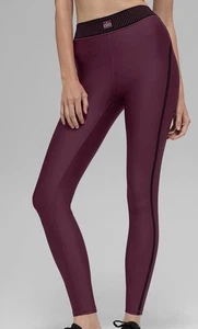 Neu mit Etikett Alo Airlift High-Waist 7/8 Line Up Legging burgunderrot M - Bild 1 von 5