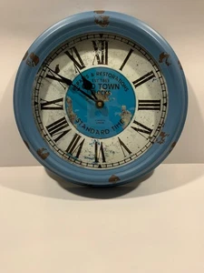 ¡Nuevo! Reloj de Pared Decorativo Azul Rústico Funciona con Pilas Grande Shabby Chic Granja - Imagen 1 de 5