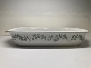Calloway Corelle Corning Green Ivy 13" rechteckiger Bräter - Bild 1 von 16