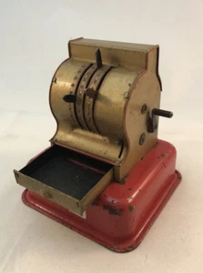 CAJA REGISTRADORA ALEMANA ORIGINAL DE 1915-1920 EN BANCO MECÁNICO DE HOJALATA PEDESTAL - Imagen 1 de 6