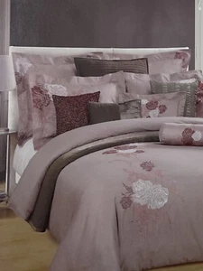 HILLCREST King Duvet Set Flowers Embroidered Dusty Purple 100% Cotton NWT - Picture 1 of 6