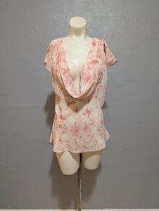 Top vintage Cottage Core L estampado de flores rosa blanco cuello redondo profundo aleteo hada - Imagen 1 de 16