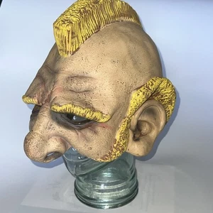 PAPER MAGIC GROUP HALLOWEEN MOHAWK WRESTLER BIKER FACE HEAD MASK 2003 Vintage - Picture 1 of 9