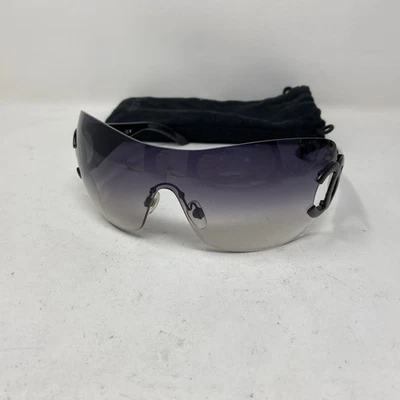 СОЛНЦЕЗАЩИТНЫЕ ОЧКИ CHANEL SHIELD 4124 101/8G ЧЕРНЫЕ С СЕРЫМИ ГРАДИЕНТНЫМИ ЛИНЗАМИ IA91 - Изображение 1 из 4